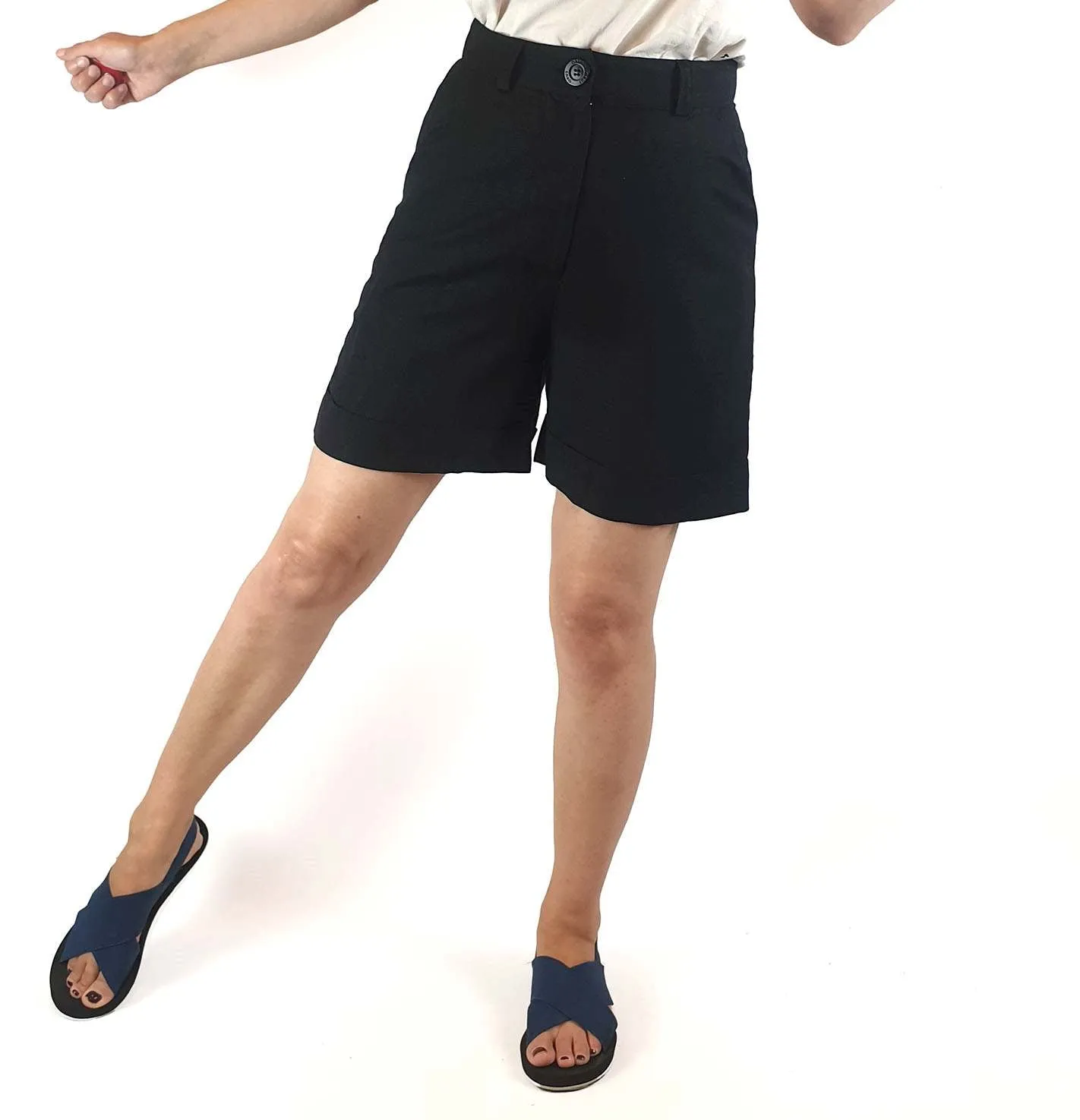 Obus black linen shorts with pockets size 1 (best fits size 8)